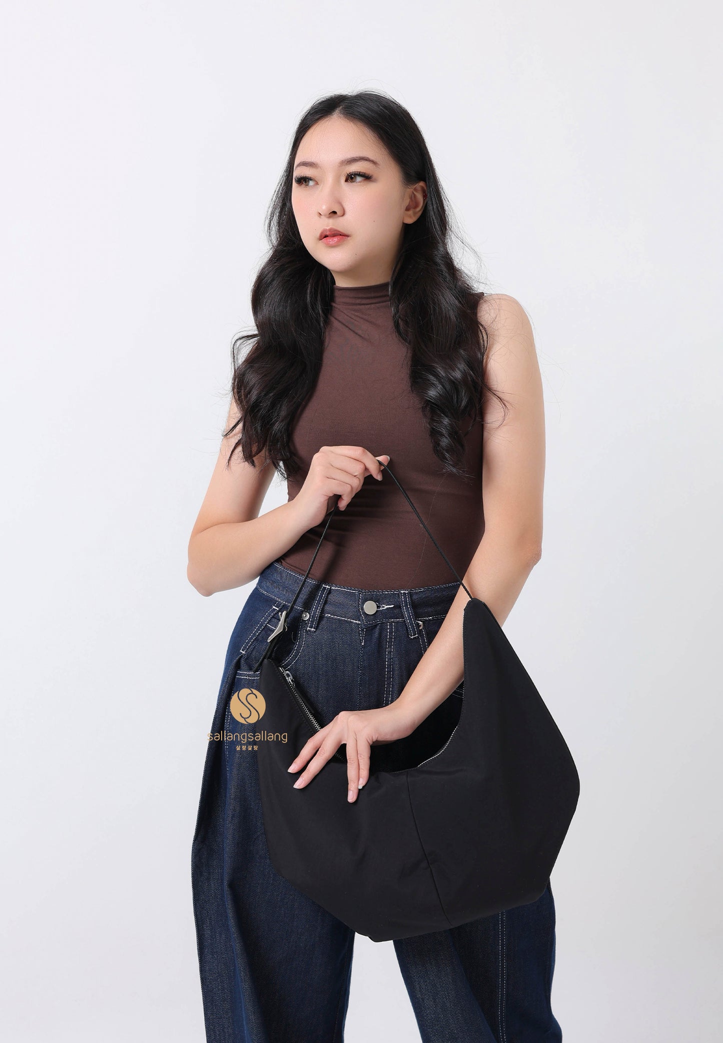 MOSSY HOBO BAG soft black