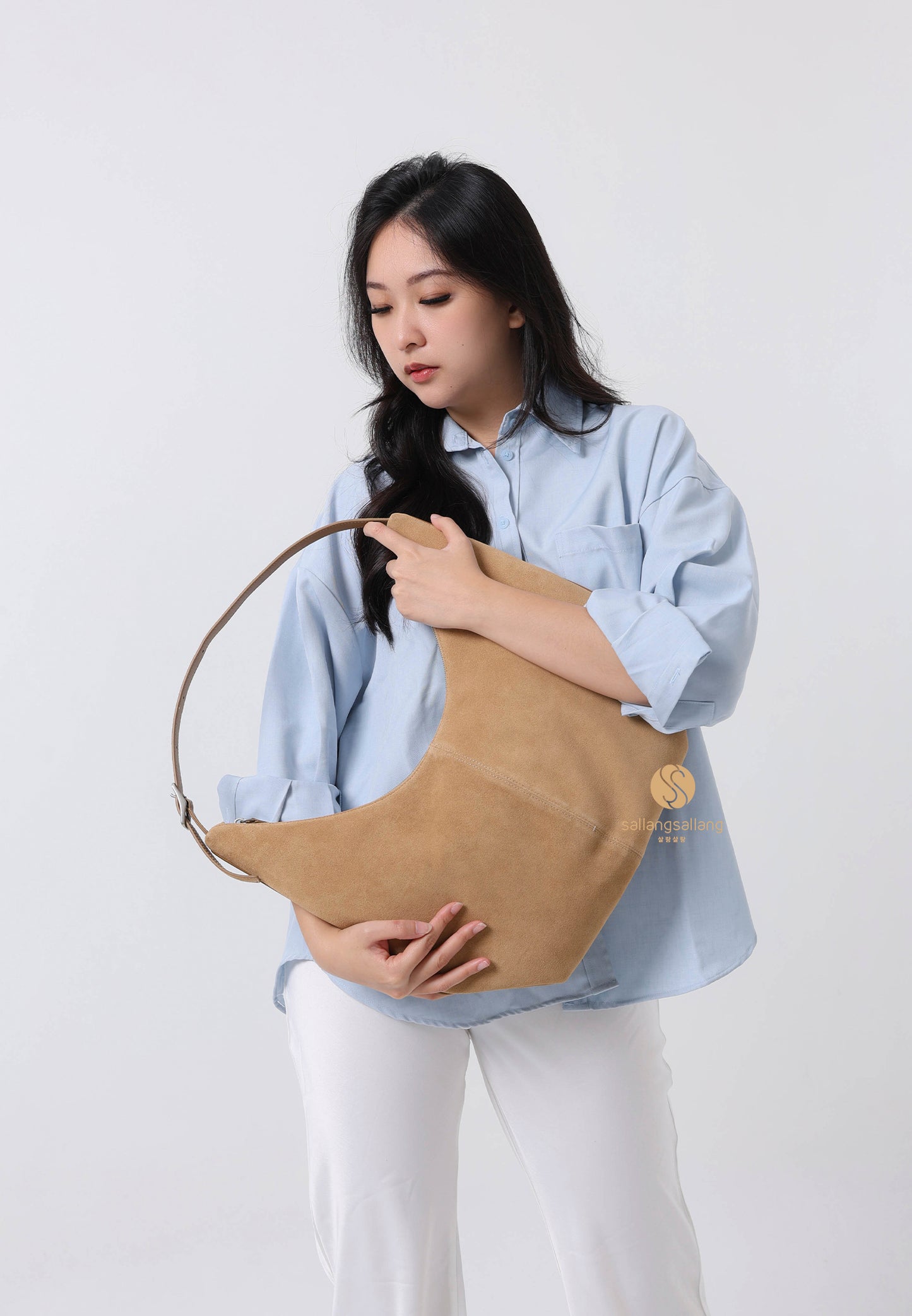 MOSSY HOBO BAG suede sand