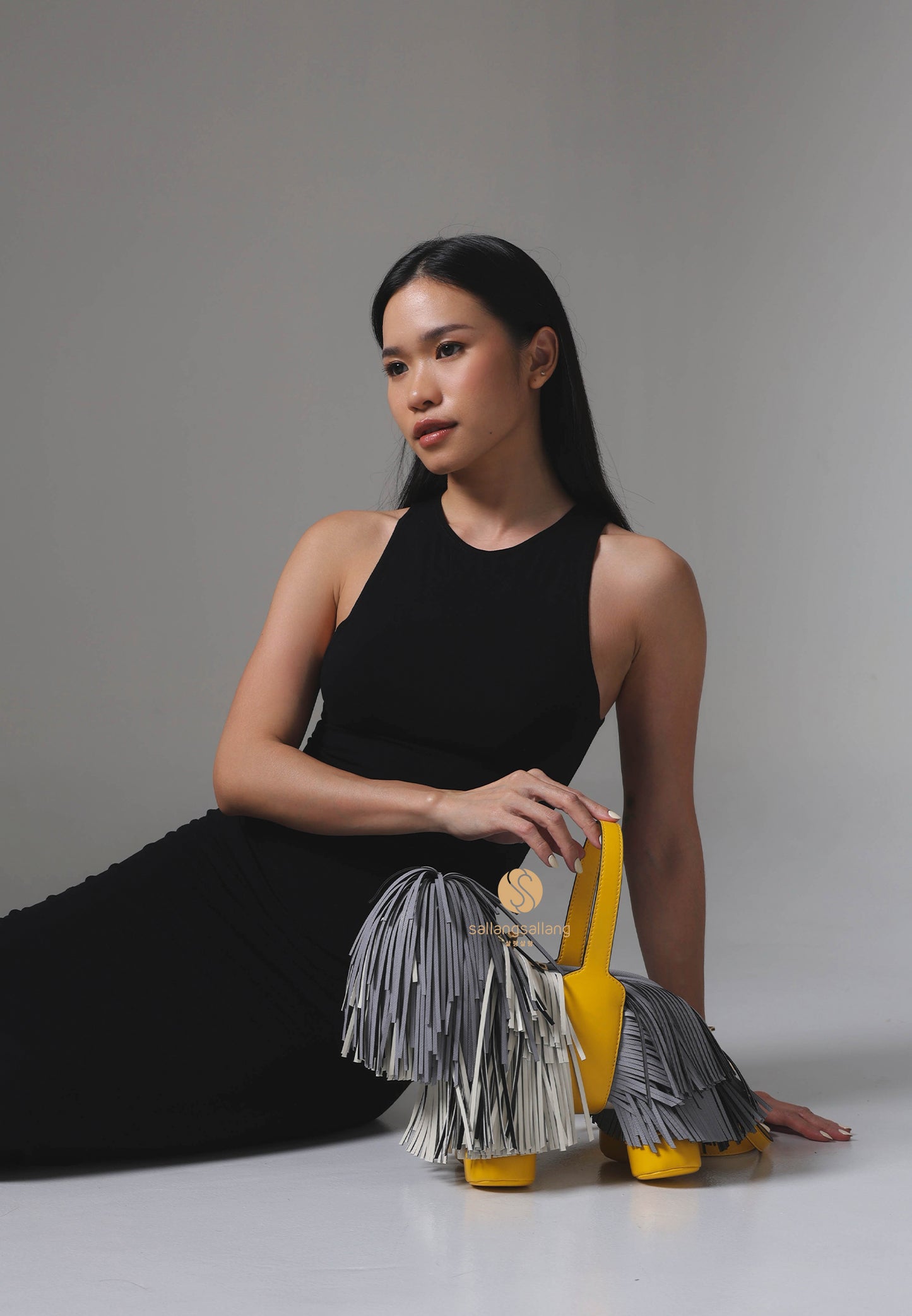 Nita Puppy Shape Handbag - Gray