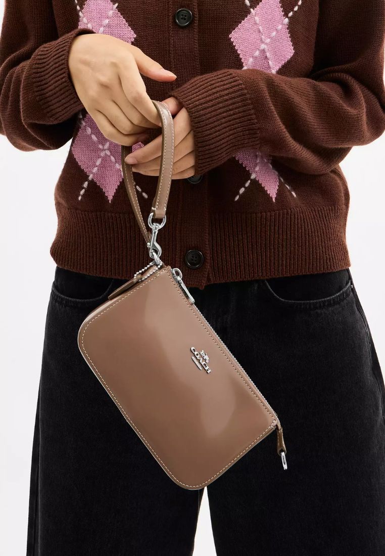 Nolita 19 Silver Clay