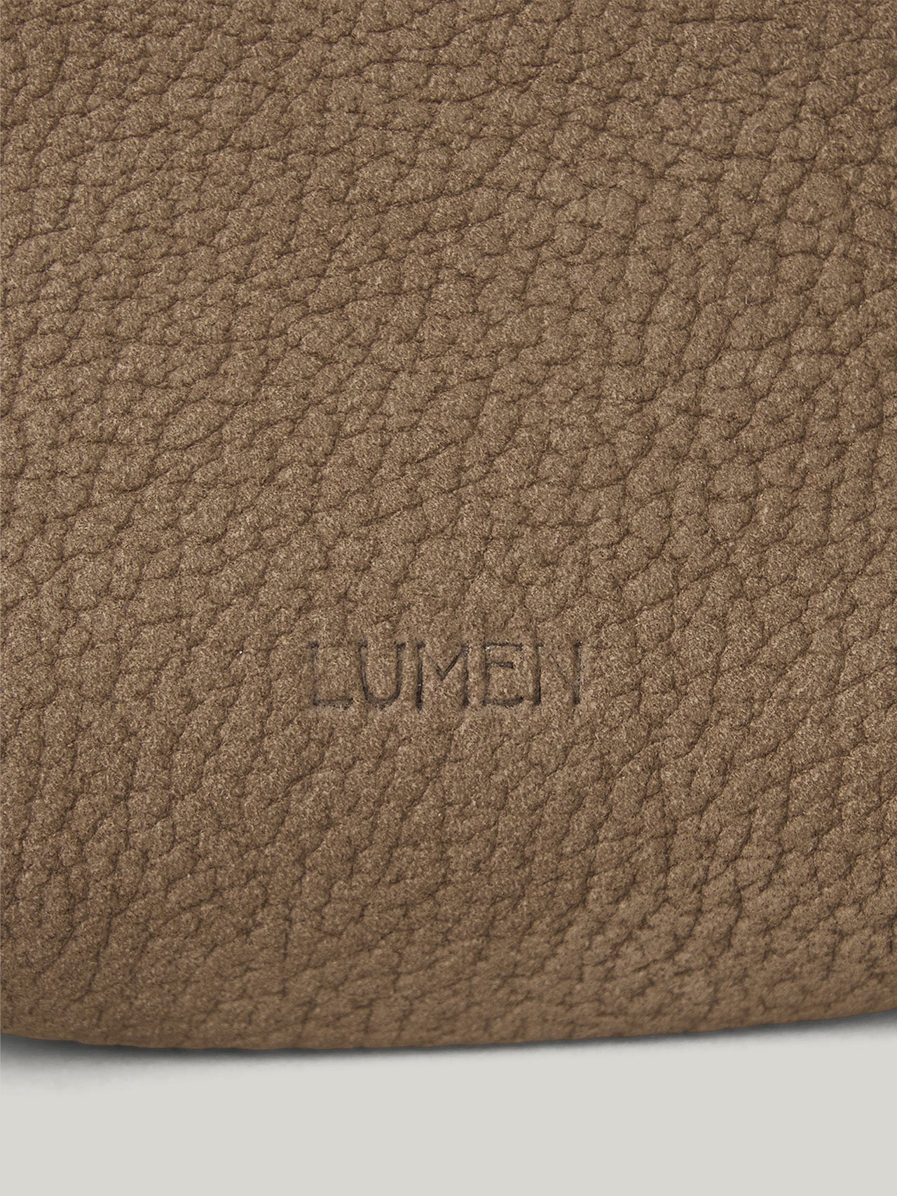 PAVE FRAME CASE nubuck fawn