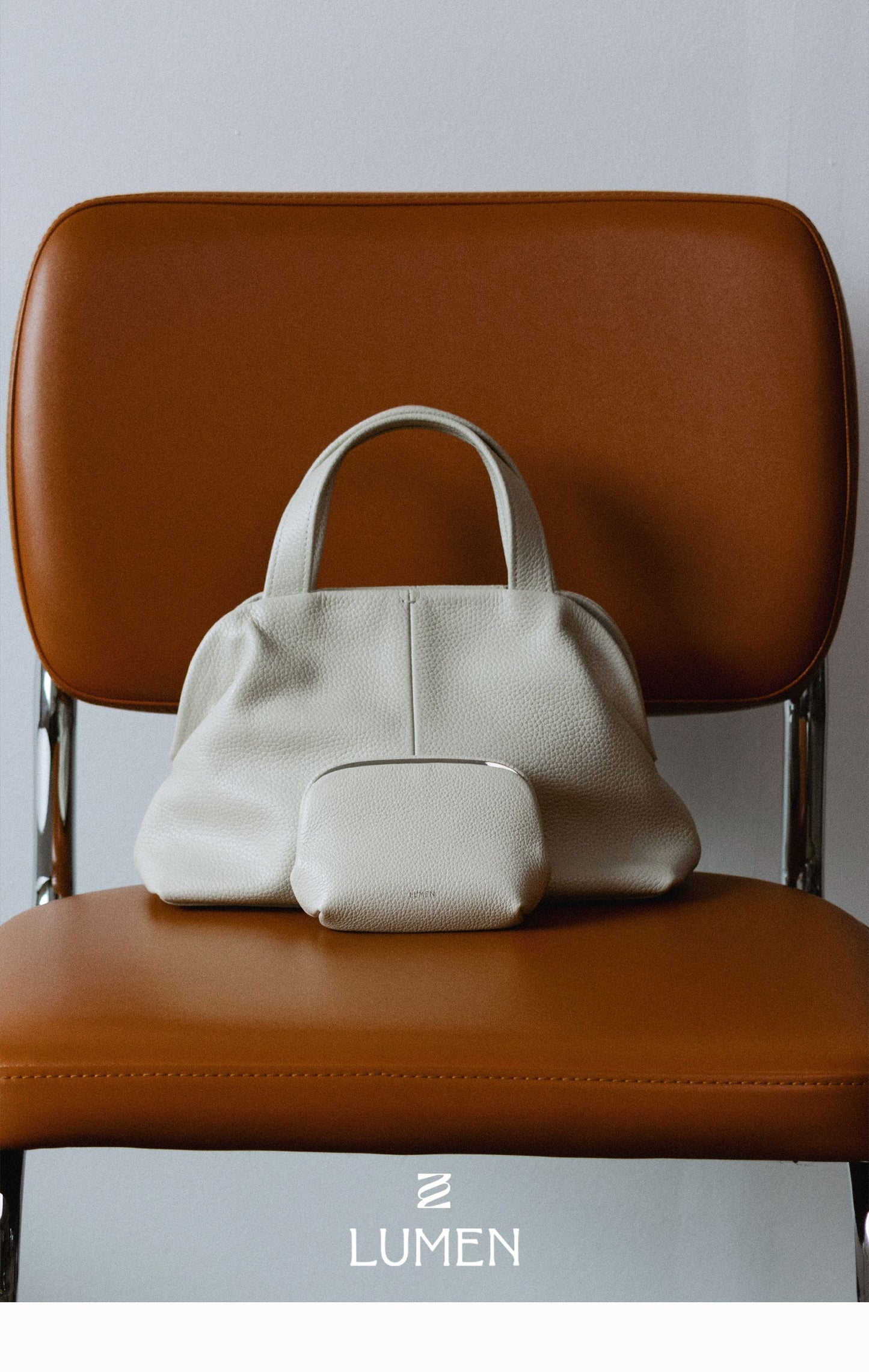 PAVE FRAME POUCH misty white