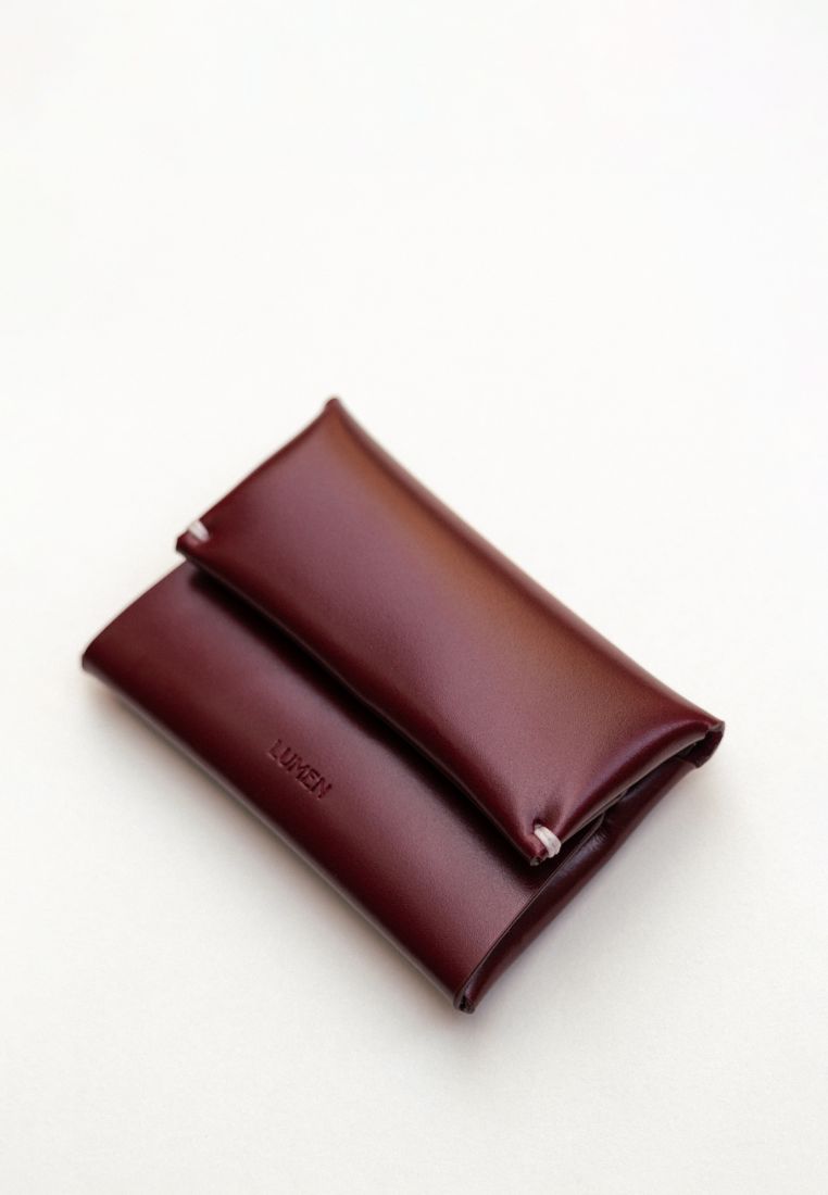PLIER CARD HOLDER merlot red