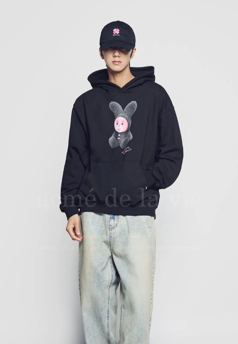 RABBIT BELLY Hoodie Black