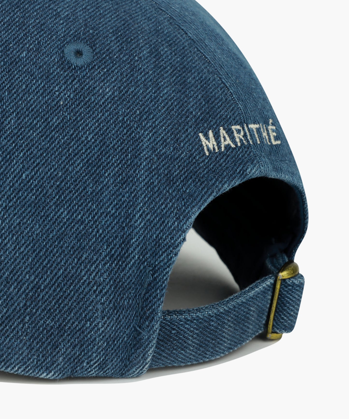 READING CLUB DOODLE BEAR CAP blue