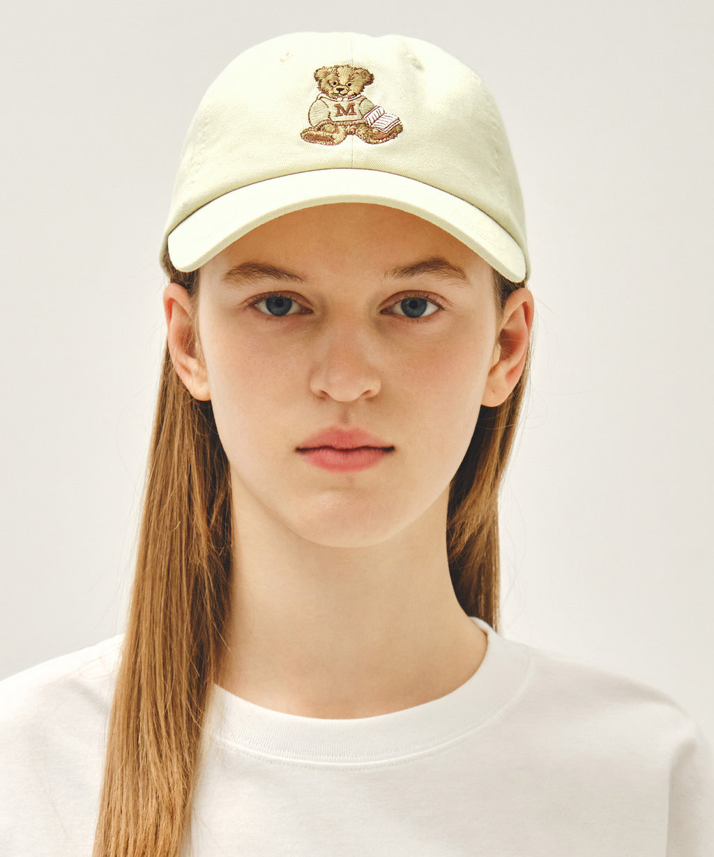 READING CLUB DOODLE BEAR CAP ivory
