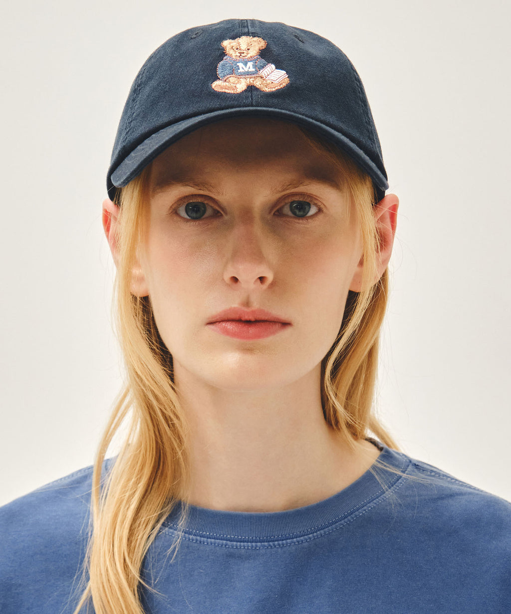 READING CLUB DOODLE BEAR CAP navy