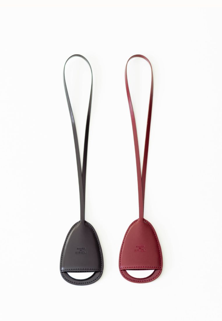 REFLET PLAT CHARM merlot red