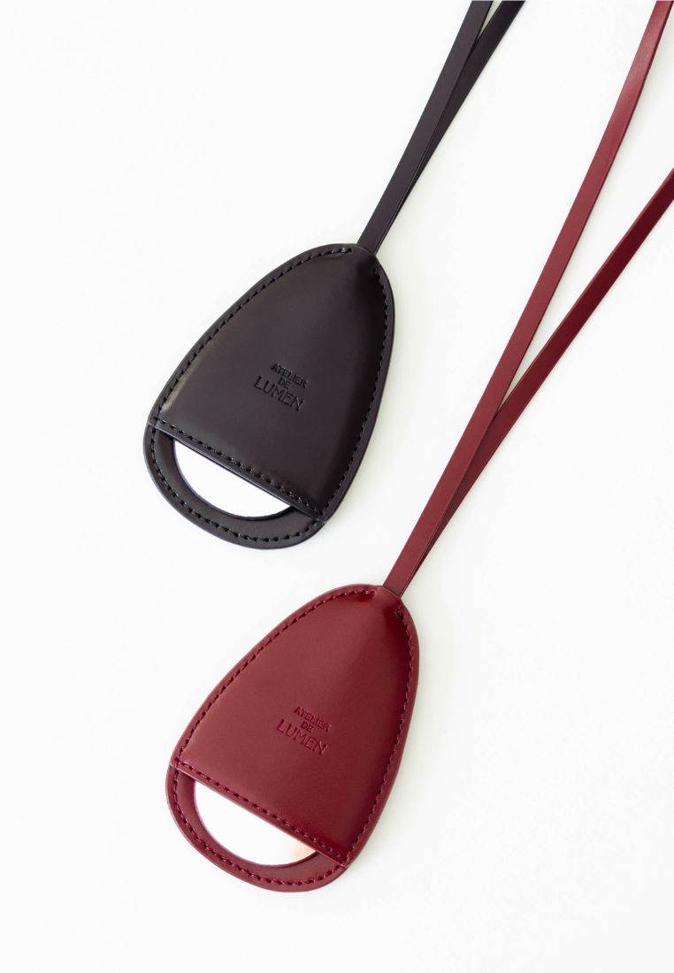 REFLET PLAT CHARM merlot red