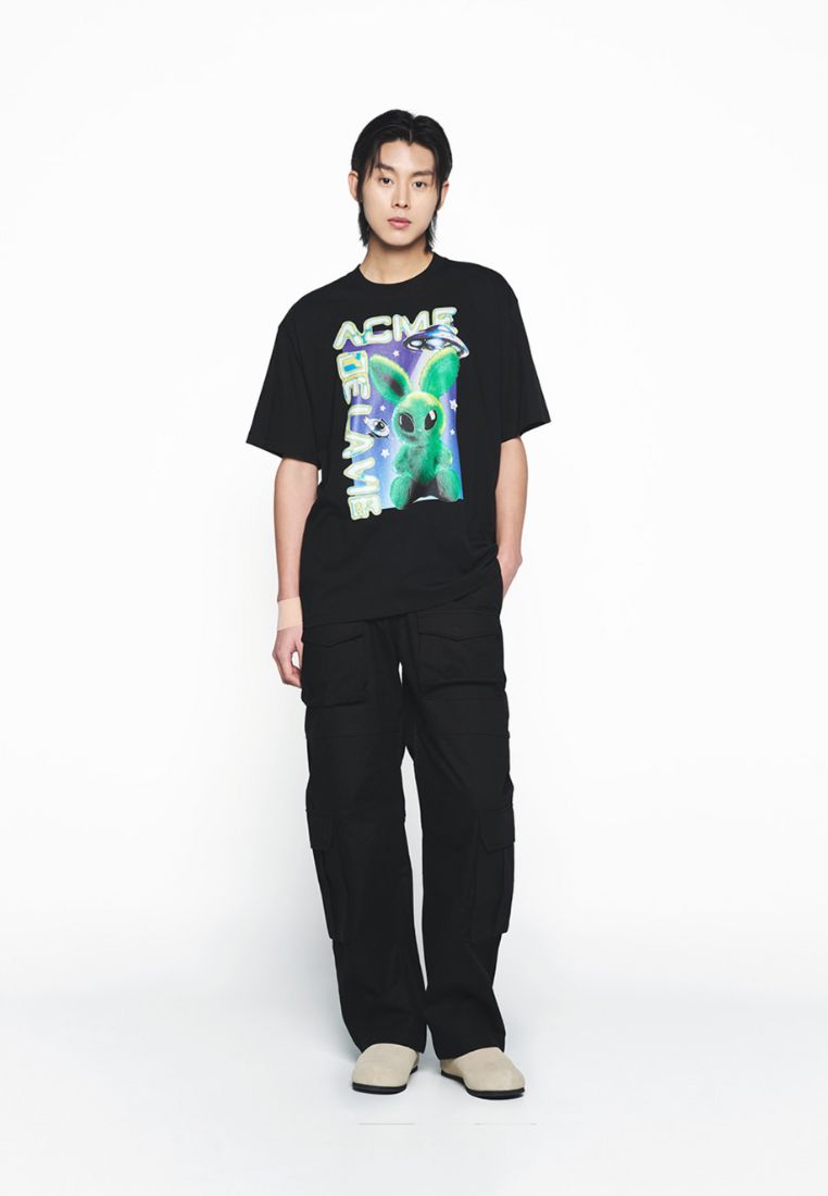 Real Alien Fuzzy Rabbit Short Sleeve T-Shirt Black