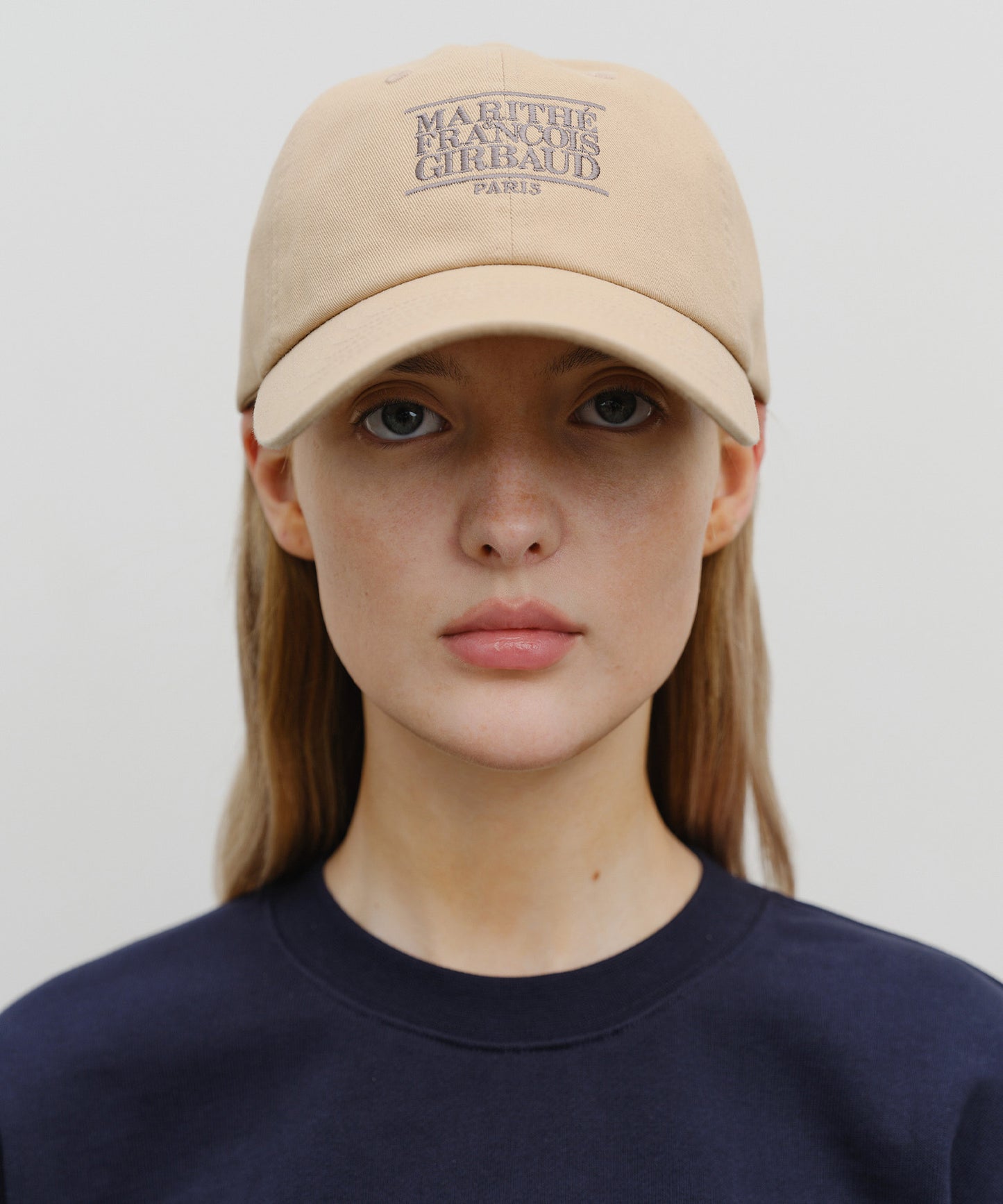 SMALL CLASSIC LOGO CAP dark beige