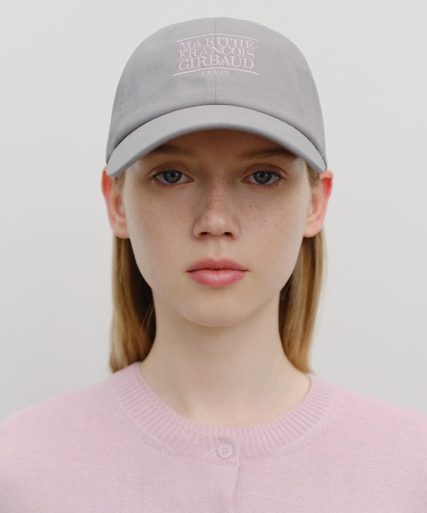 SMALL CLASSIC LOGO CAP light gray
