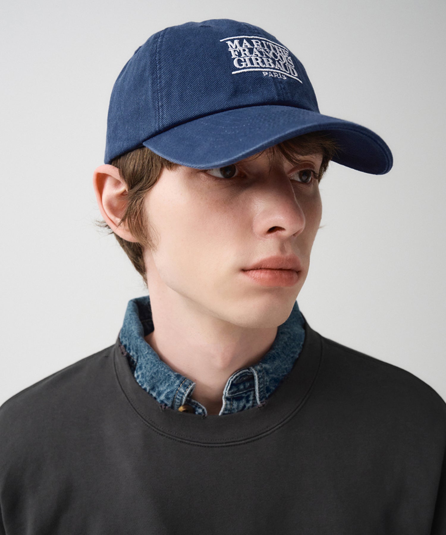 SMALL CLASSIC LOGO CAP navy – SallangSallang Official Store