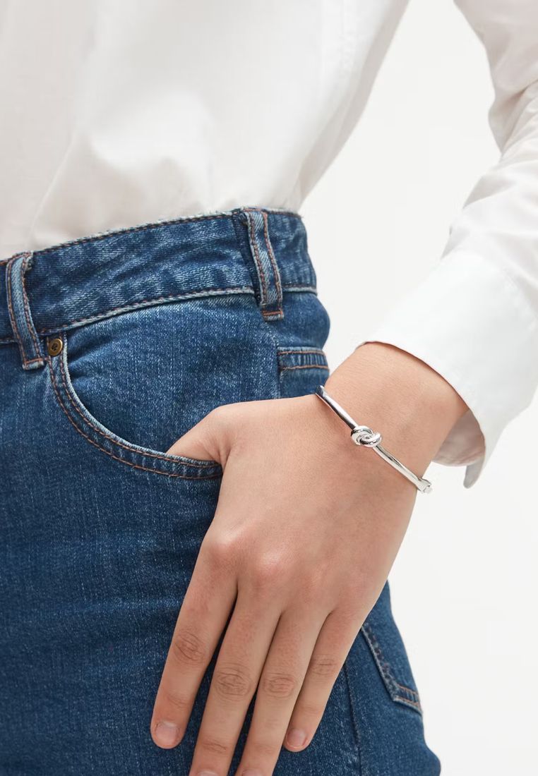 Sailor's Knot Hinge Bangle Silver