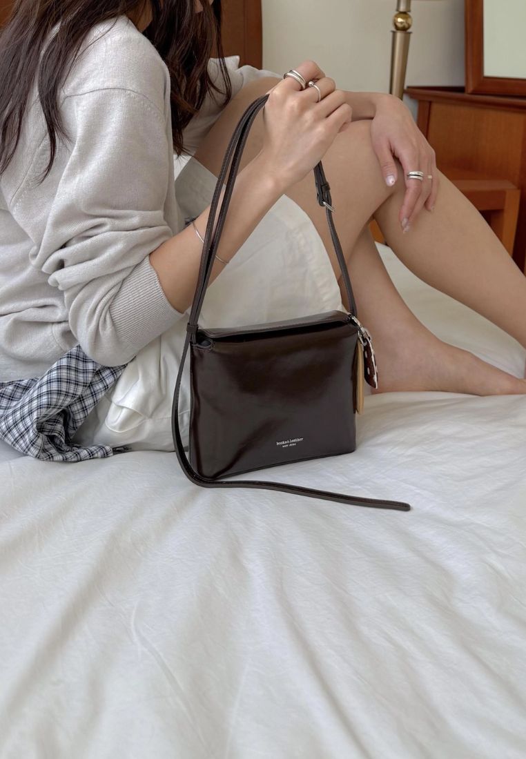 TV Bag Dark Brown