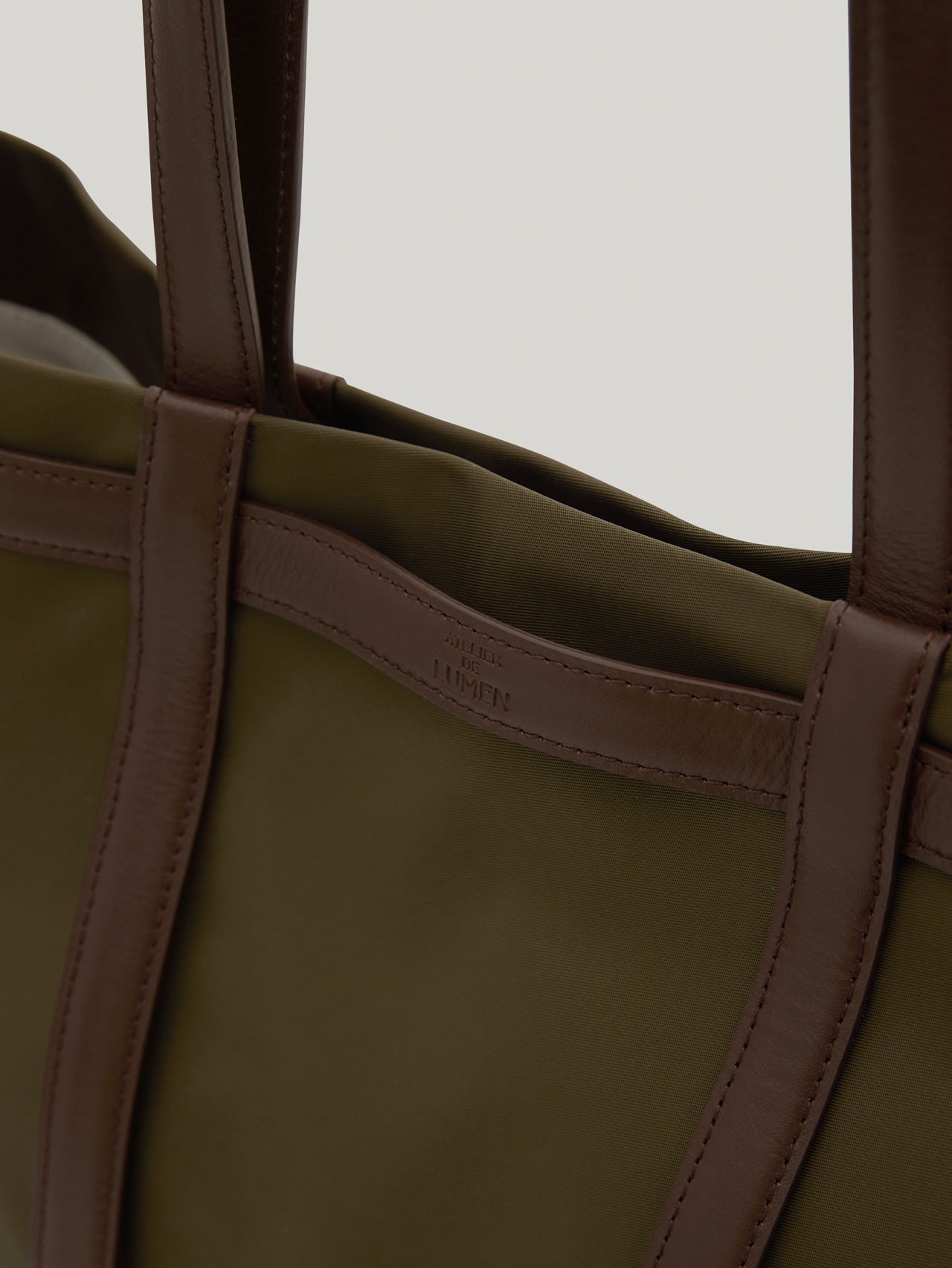 VOYAGE SHOPPER BAG khaki brown