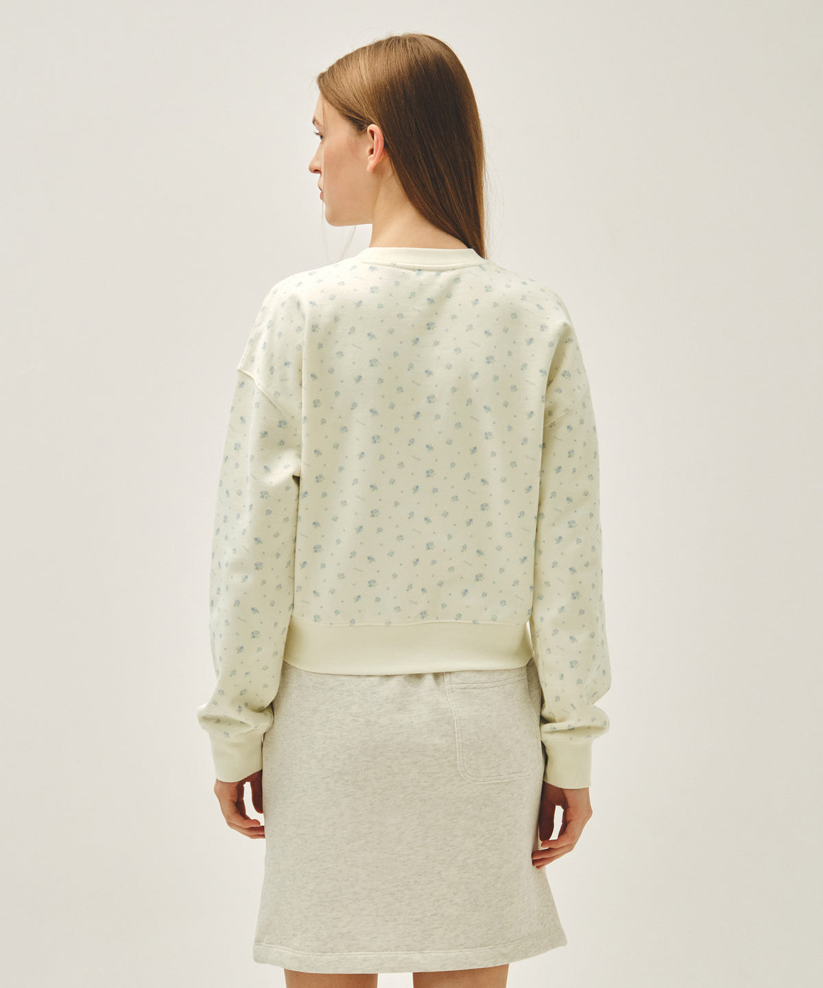 W CLASSIC LOGO CROP SWEATSHIRT flower