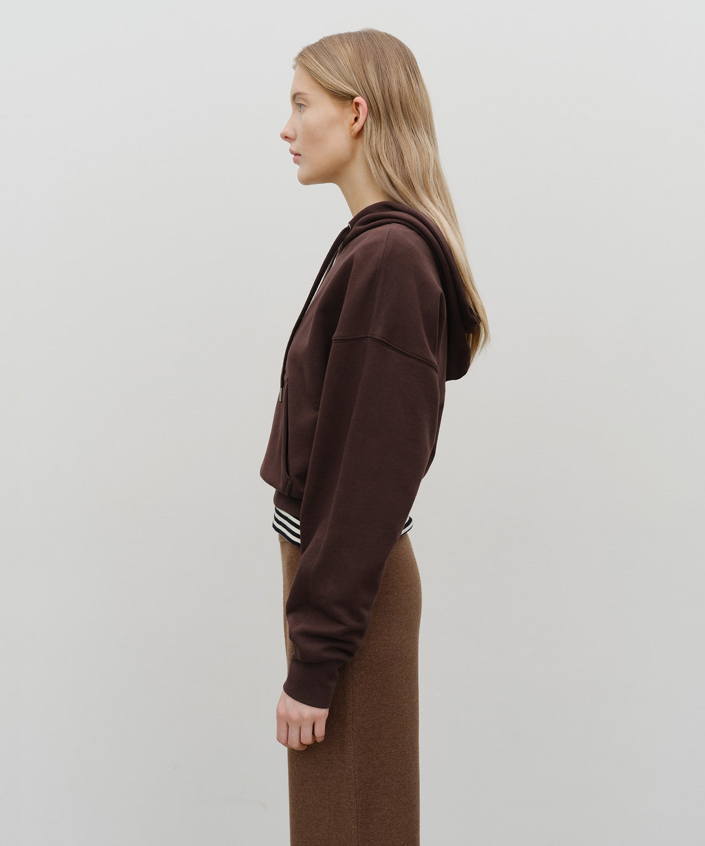 W SMALL CLASSIC LOGO CROP HOODIE brown