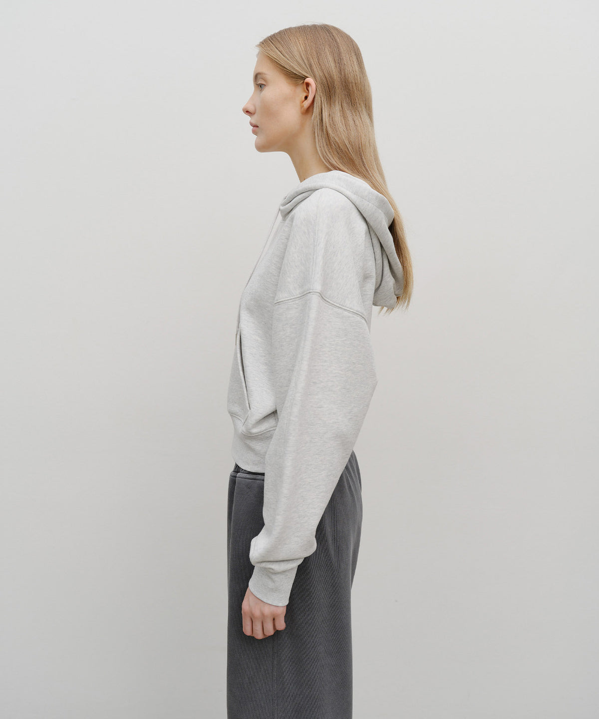 W SMALL CLASSIC LOGO CROP HOODIE light heather gray