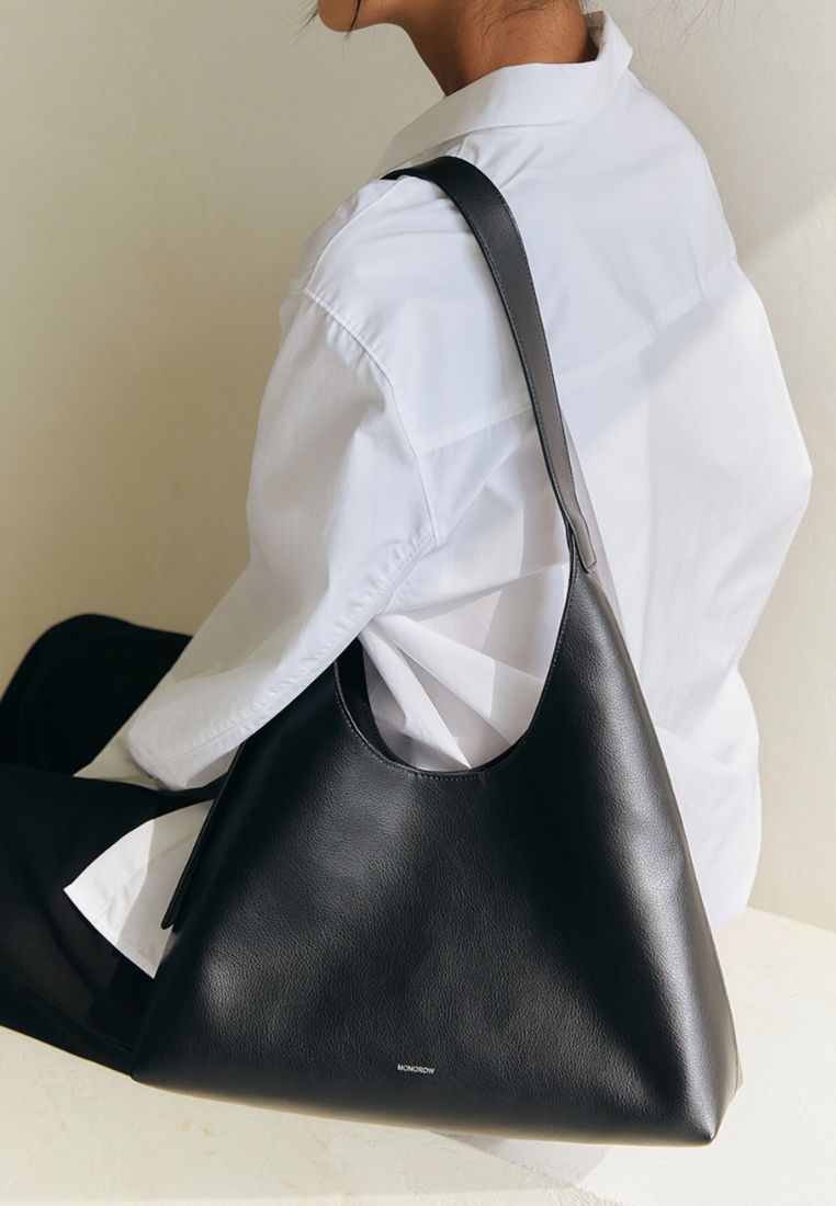 Angle Black