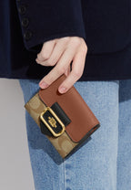 Small Morgan Wallet In Colorblock Signature Canvas Khaki Multi