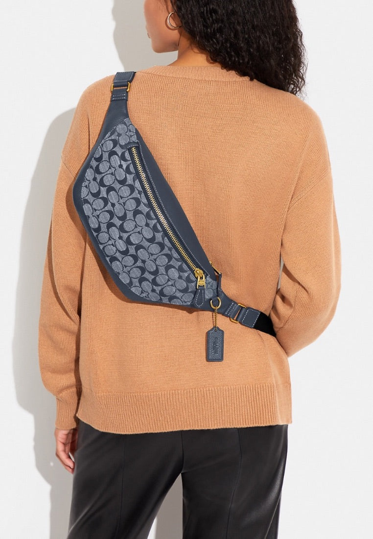 Warren Belt Bag In Signature Chambray Denim