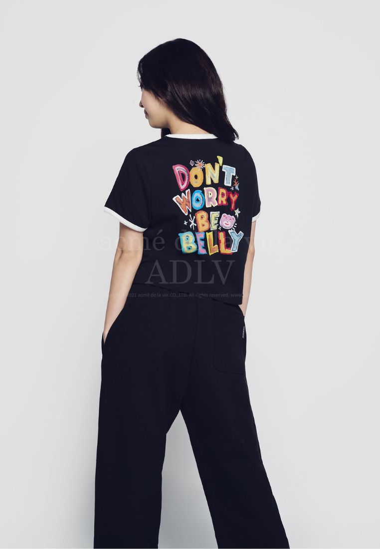 Belly Collage Logo Crop Short Sleeve T- Shirt Black