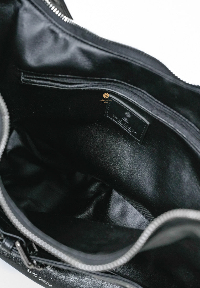 [DEFECT SALE 301] Belt Apple Sling Bag L Nappa Black