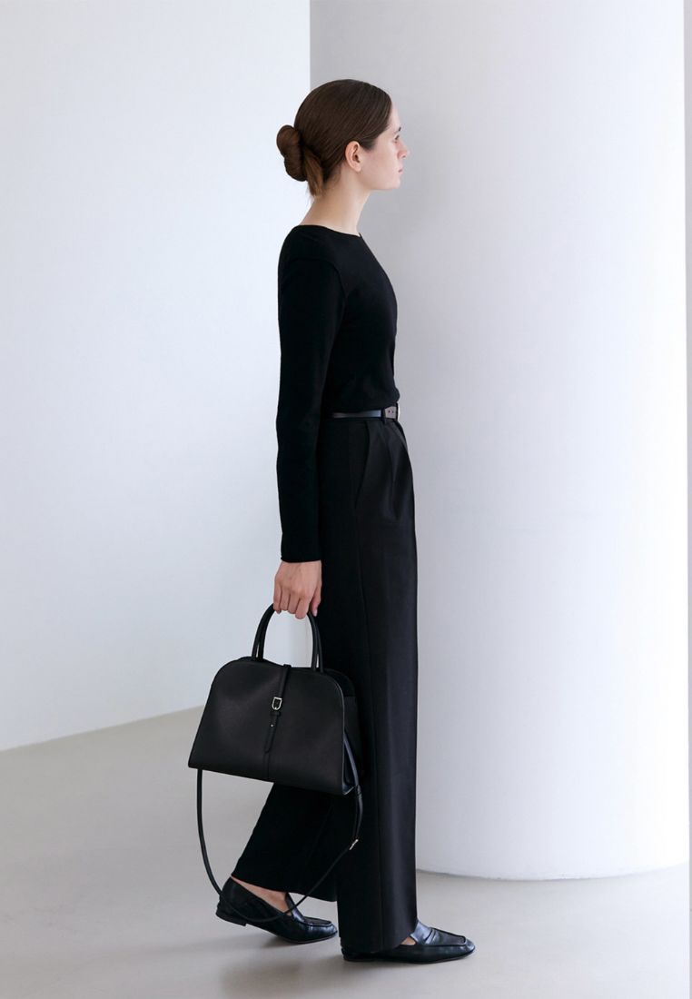 Blanc Medium Black