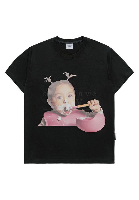 Brushing Teeth Girl Baby Face Short Sleeve T-Shirt Black