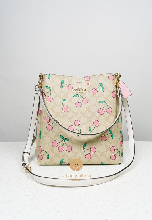 [DEFECT SALE 05] Mollie Bucket Bag In Signature Canvas With Heart Cherry Print Light Khaki Multi