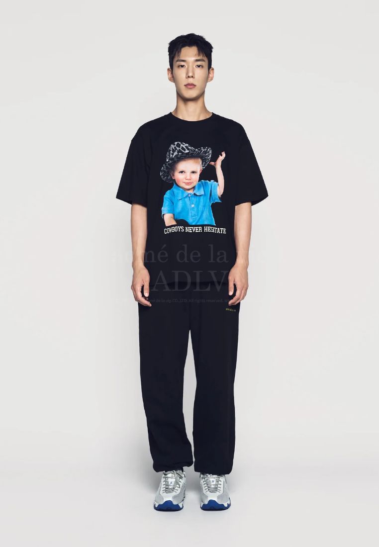 Cowboy Lettering Baby Face Short Sleeve T-Shirt Black