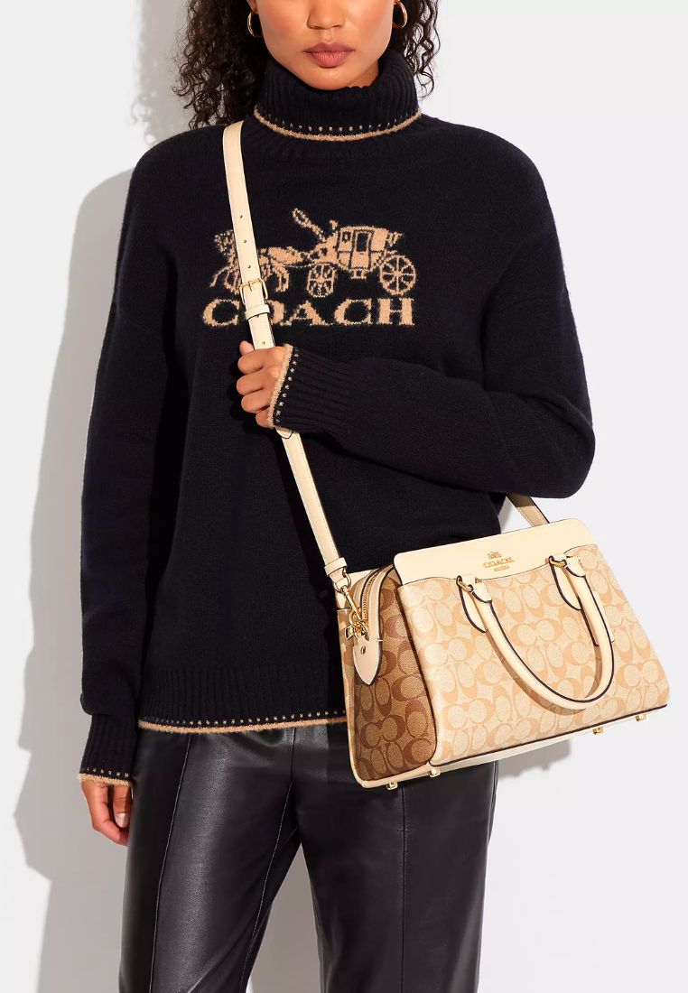 Darcie Carryall In Blocked Signature Canvas Light Khaki Multi