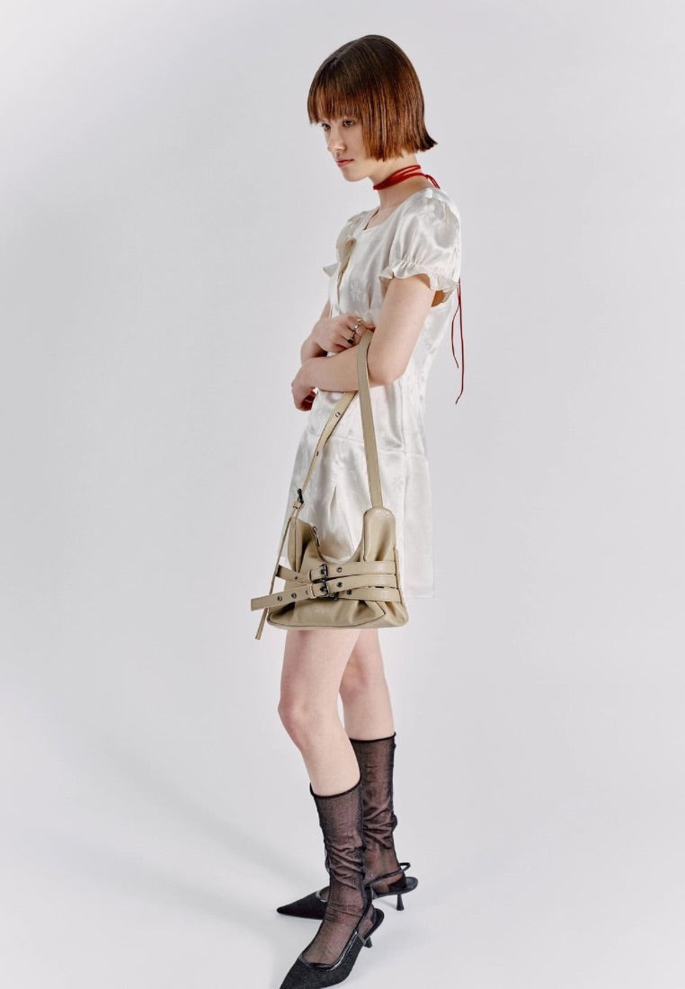 Trio Belt Mug Bag M Nappa Milktea