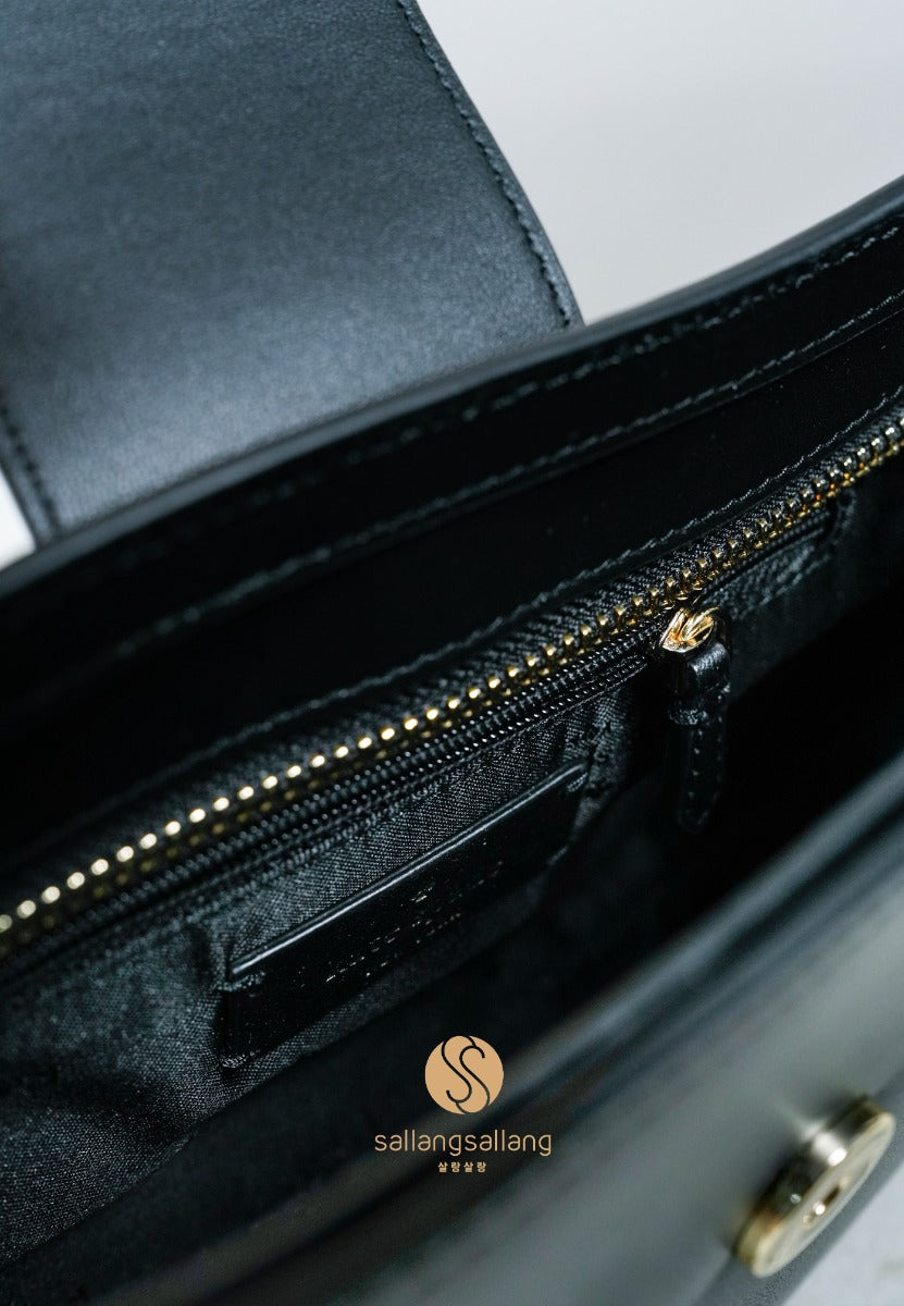 [DEFECT SALE 04] Reegan Small Shoulder Bag Black