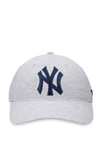 NY YANKEES Fanatics Branded Heather Gray Logo Adjustable Hat