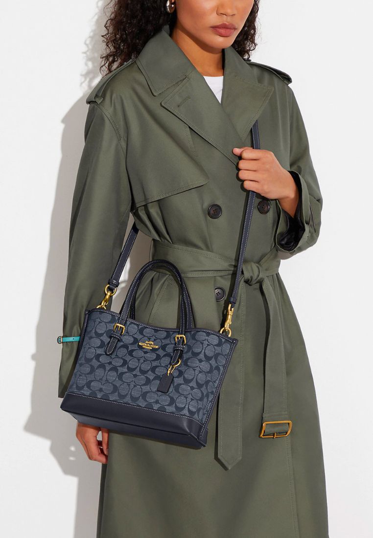 Mollie Tote 25 In Signature Chambray Denim Multi
