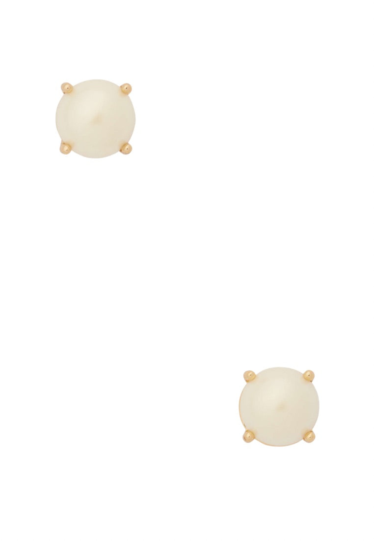 Pearl Gumdrop Studs Cream