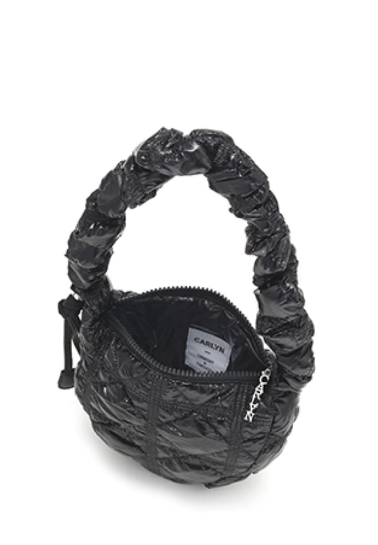 Poing Black