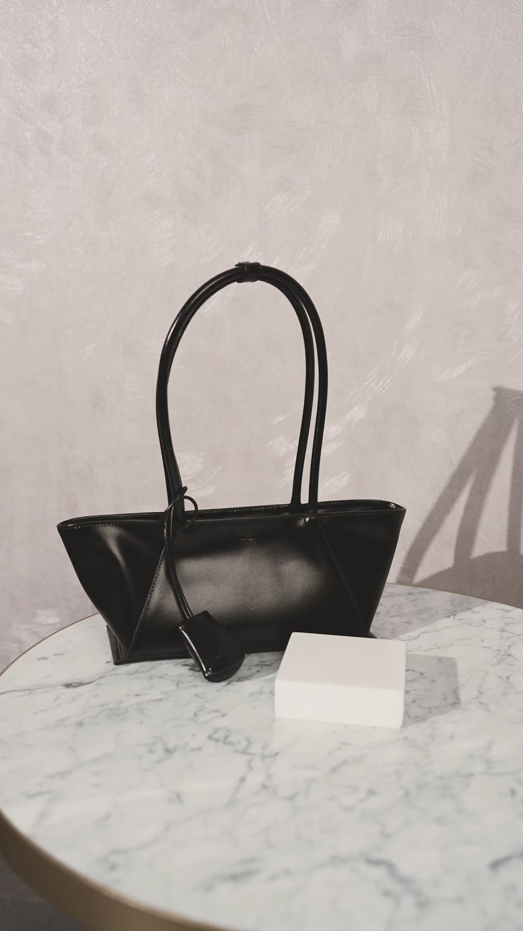 MONIQUE SHOULDER BAG oak brown