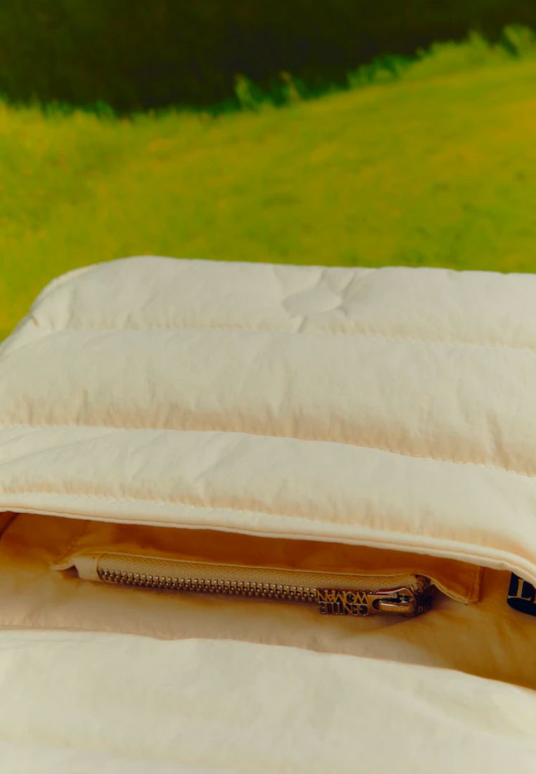 Puffer Shoulder Bag Cream