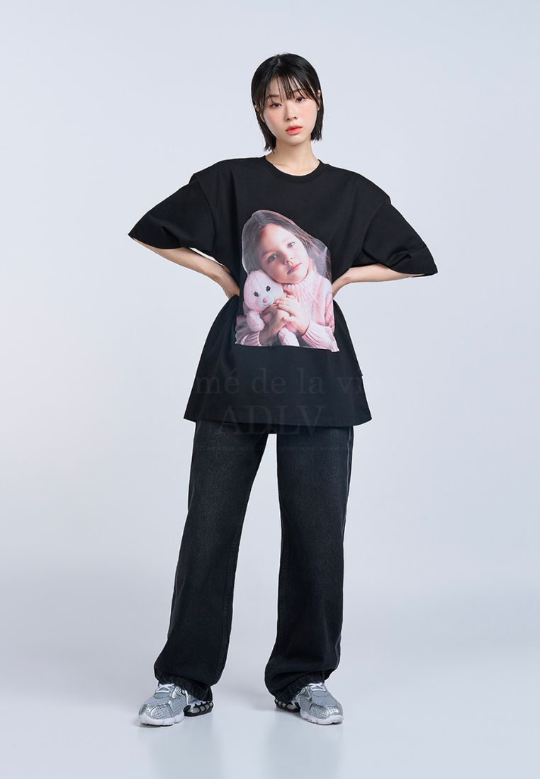 Rabbit Doll Short Sleeve T-Shirt Black