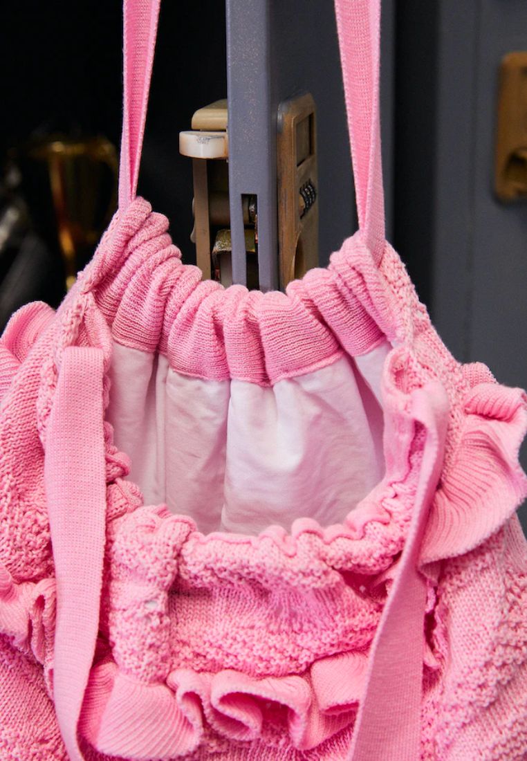 Ruffle Knit Bag Pink