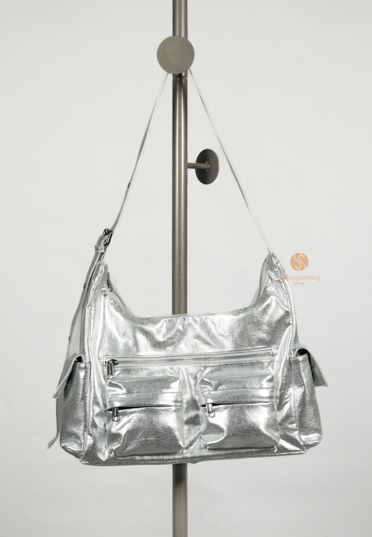 [DEFECT SALE 223] Pocket Mug Bag L Nappa Silver