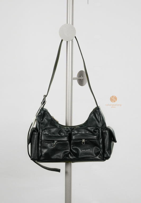 [DEFECT SALE 217] Pocket Mug Bag M Nappa Black
