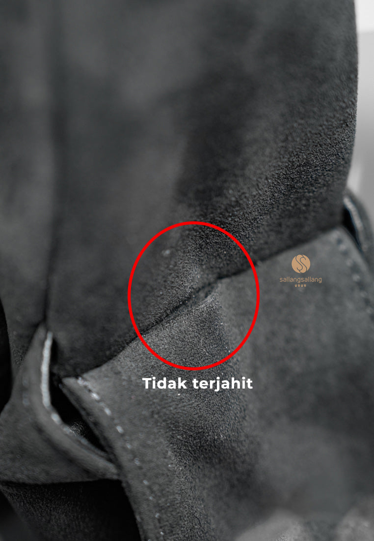 [DEFECT SALE 221] Pocket Mug Bag M Suede Black