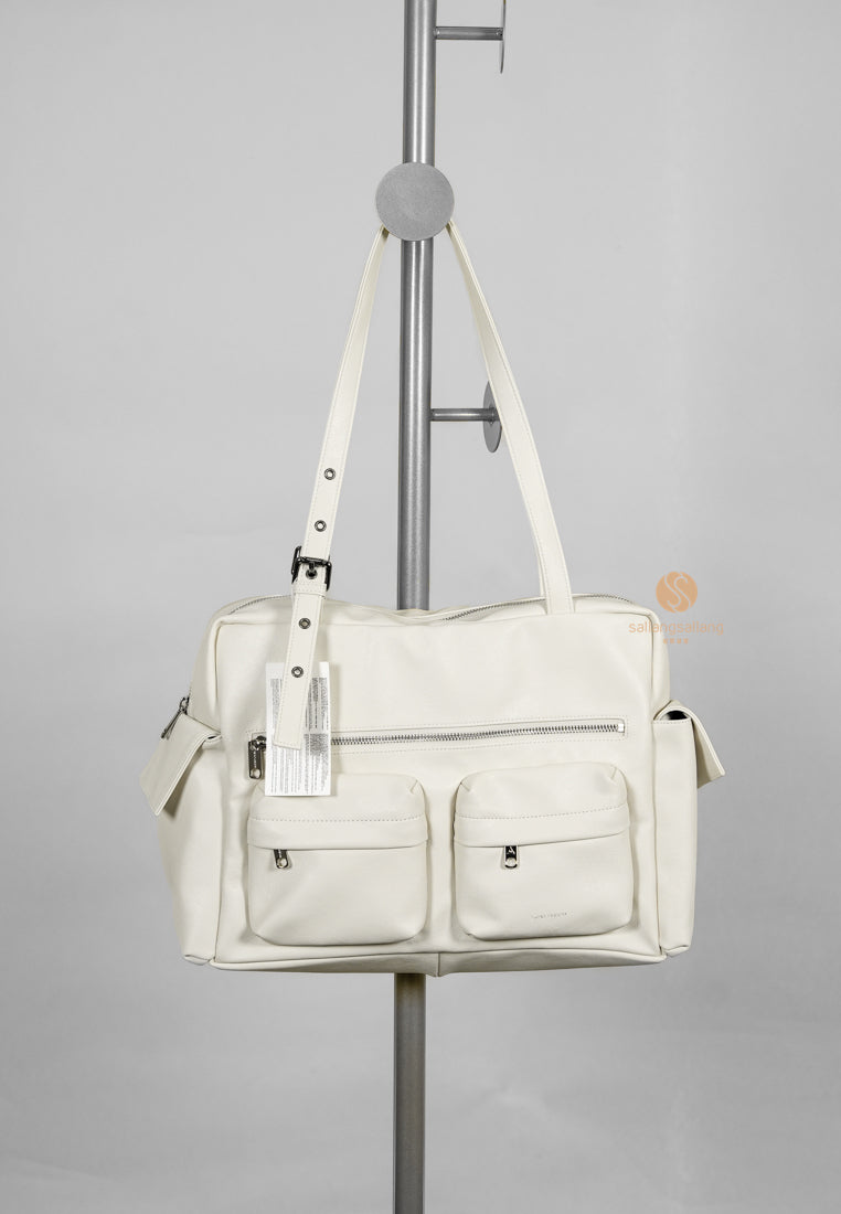 [DEFECT SALE 234] Pocket Utility Bag L Nappa Ivory