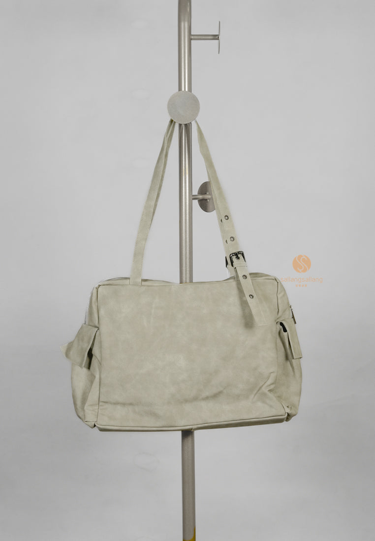 [DEFECT SALE 207] Pocket Utility Bag L - Vintage Ivory