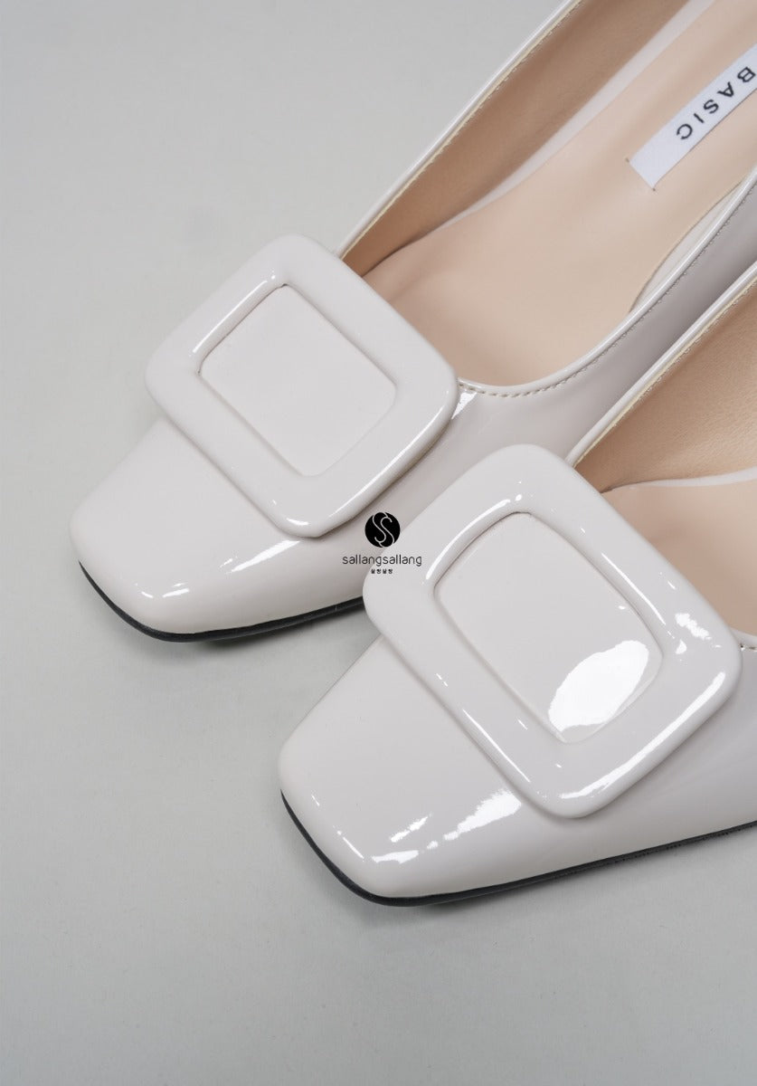 Proning Square Middle Heels IVORY
