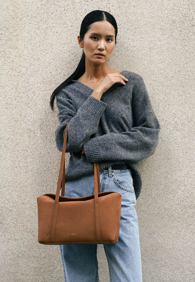 Sara Suede Camel